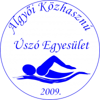 Úszás